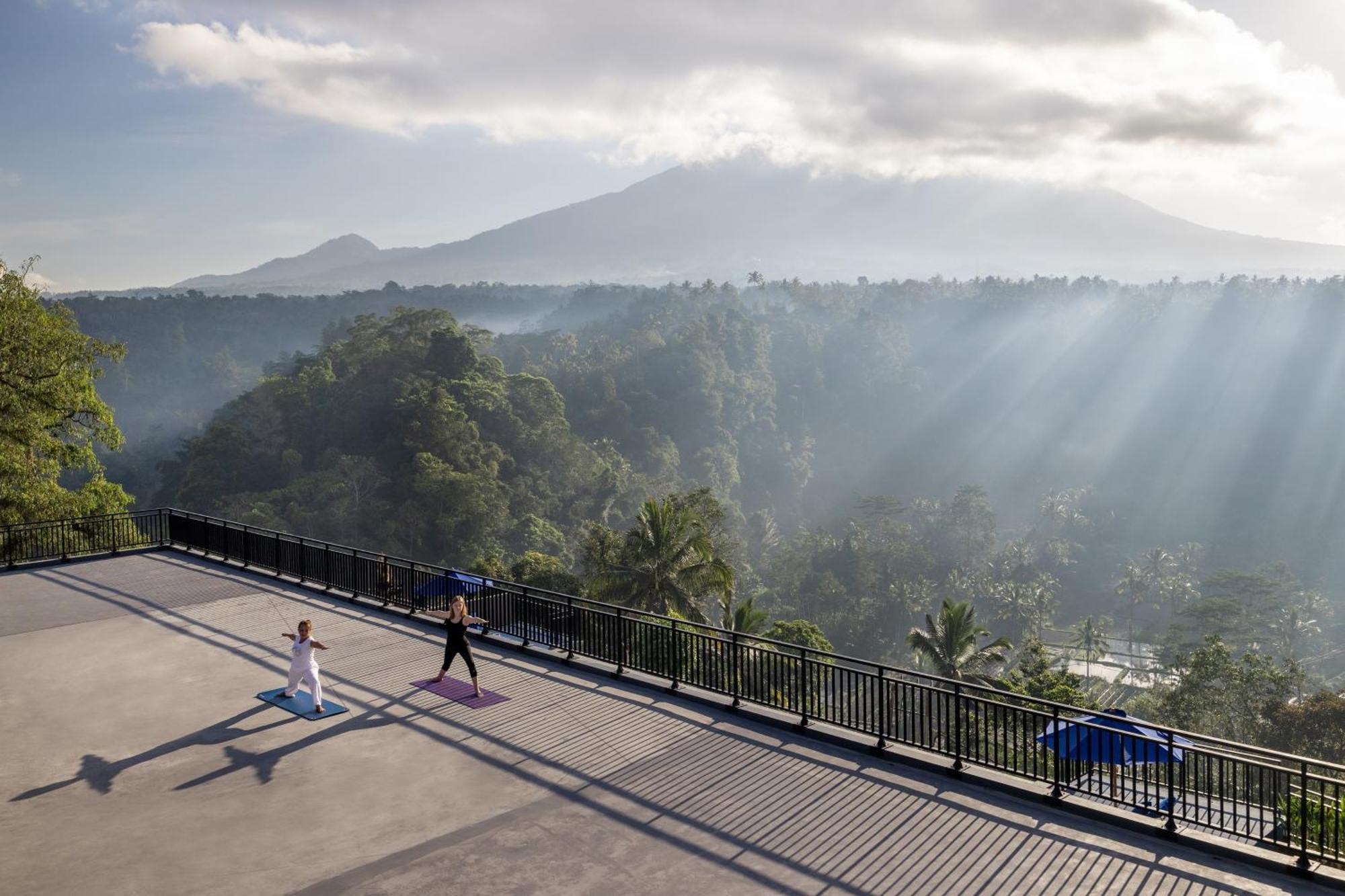Tapa Agung View Hotel Menanga Exterior photo